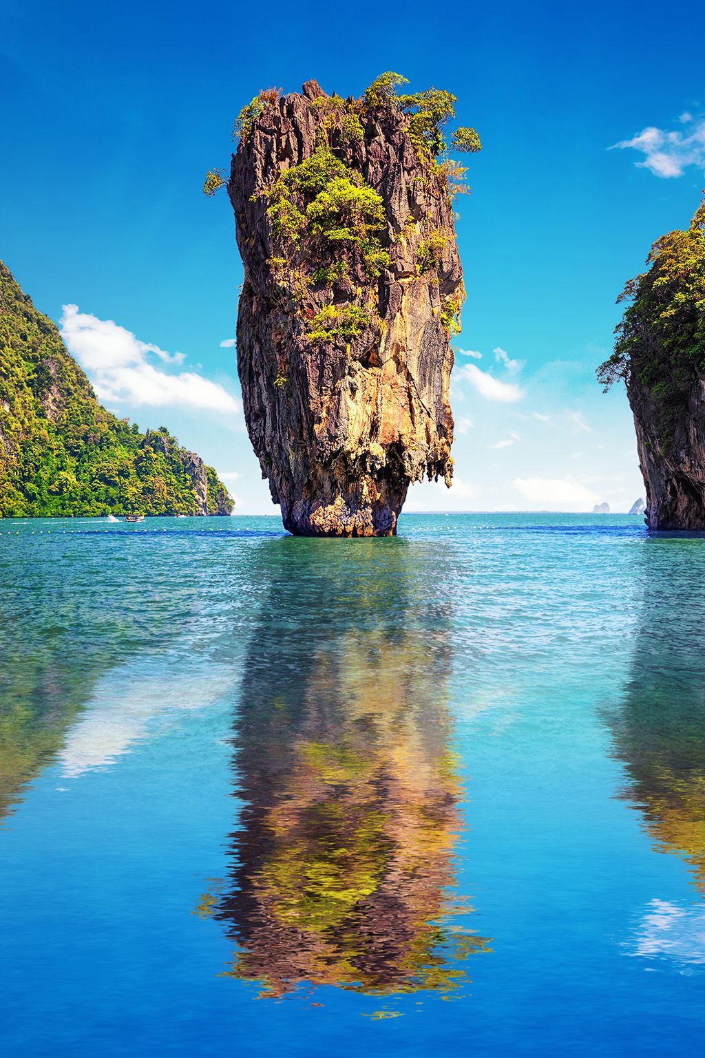 James Bond Island